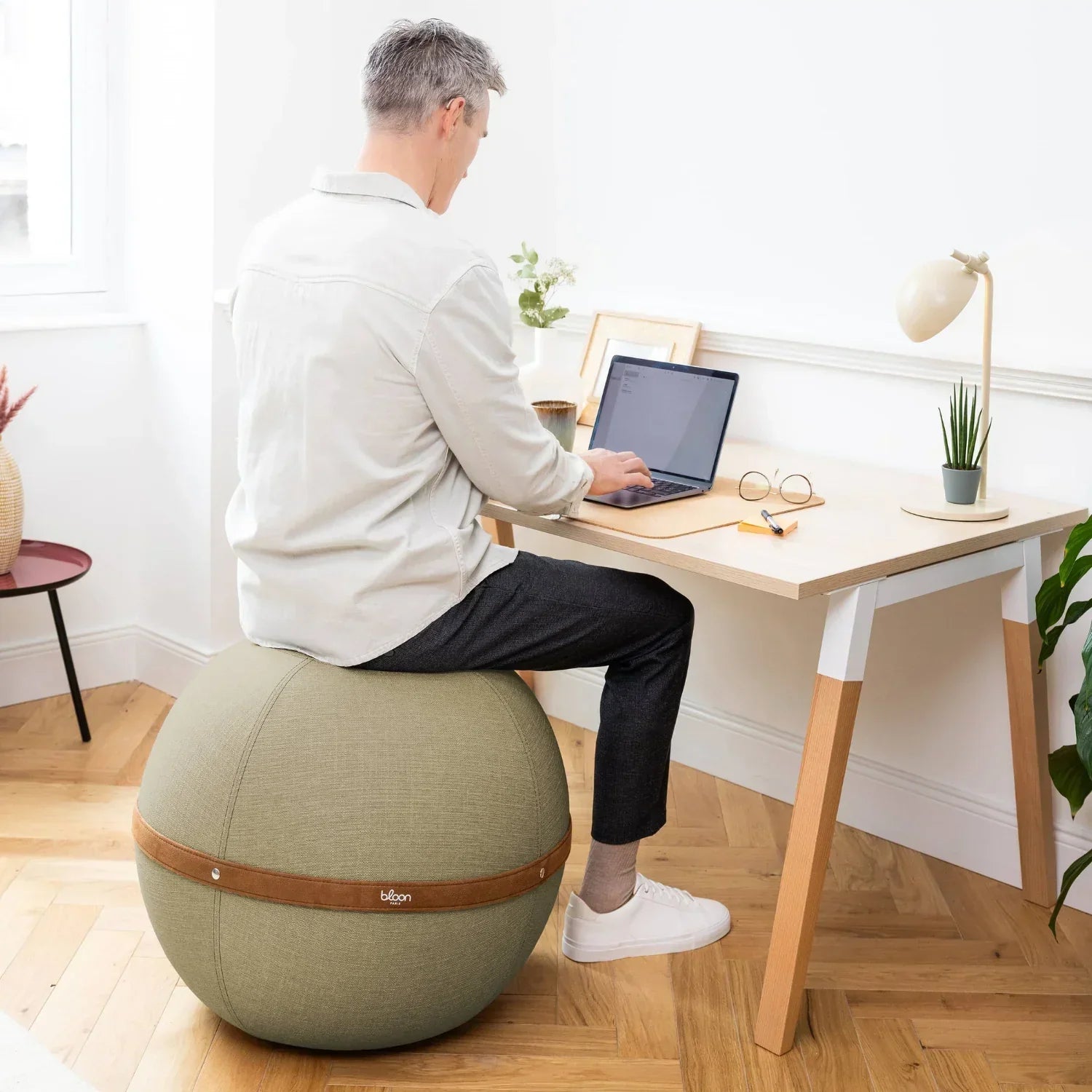 Siège ballon au bureau